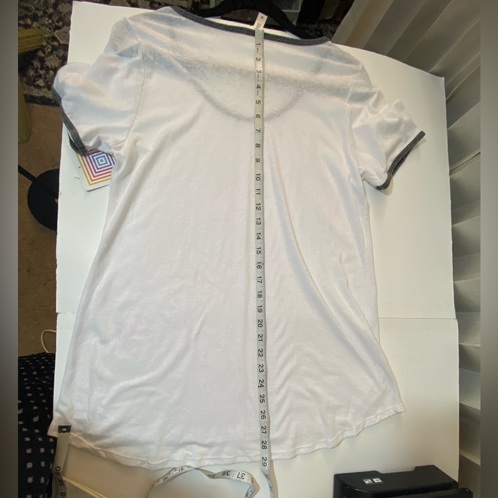 Women's Lularoe white and Black Trim T-Shirt - Picture 4 of 6